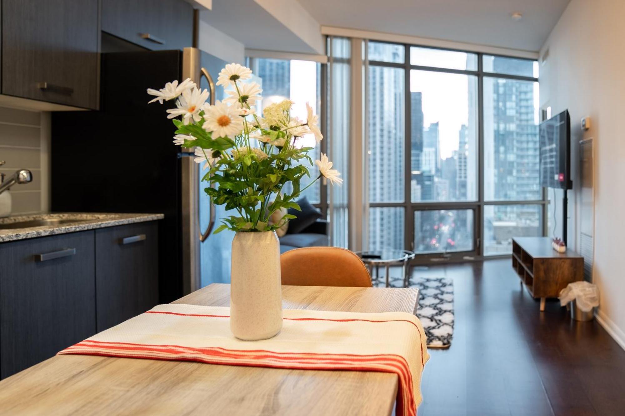 Great View High Rise In Central Toronto Luaran gambar